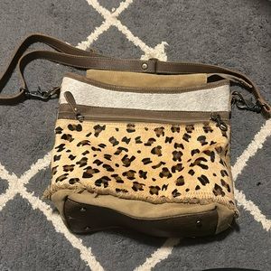 Myra leopard purse